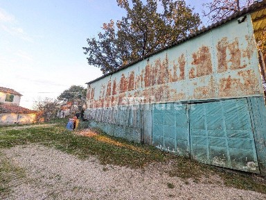 Rustico Strada della Campanara, Case Bruciate, Pesaro
