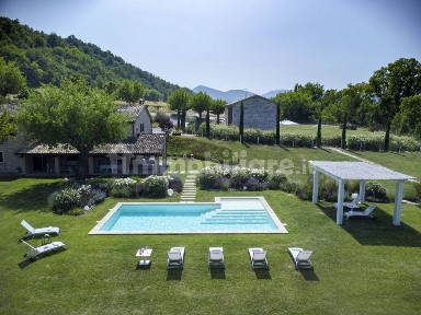 Cagli, Str. Valubbio, 16