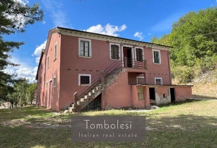 Cascina Località Barbanti, Pergola