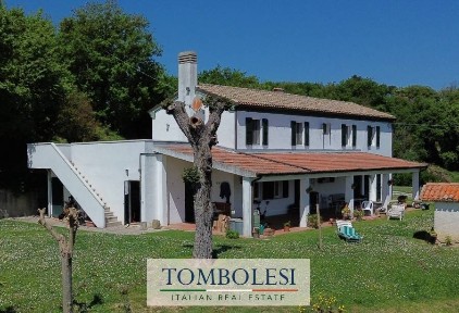 Casale Strada Tresole, Novilara, Pesaro