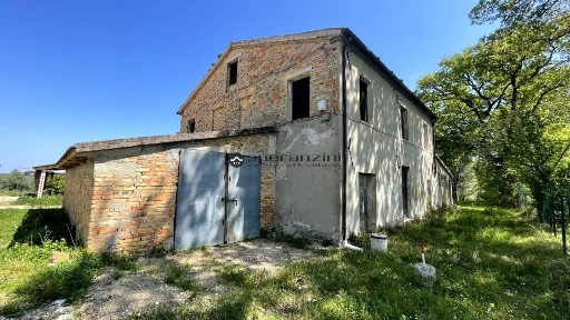 Casale via Costantinopoli 78 61047 San Lorenzo in Campo, Centro, San Lorenzo in Campo