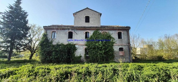 Casale via Villagrande, Santa Maria dell'Arzilla, Pesaro