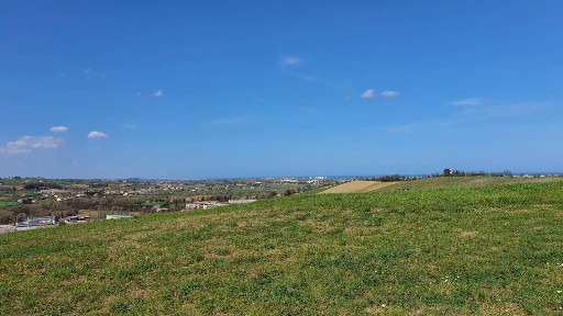 Casa colonica, da ristrutturare, 292 m², Tavullia