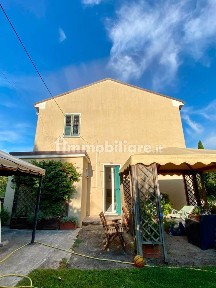 Casale, ottimo stato, 162 m², Case Bruciate, Pesaro