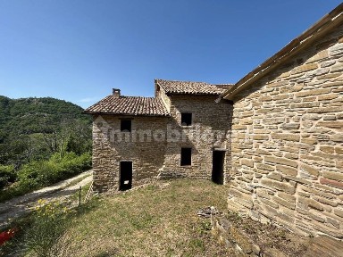 Casale, nuovo, 1070 m², Mercatello sul Metauro