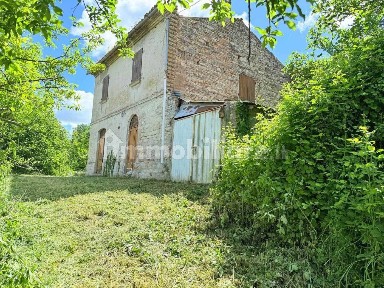 Casa colonica, da ristrutturare, 150 m², Centro, Fossombrone