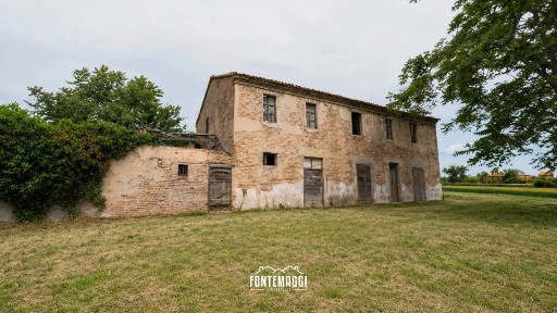 Casa colonica, da ristrutturare, 370 m², Bellocchi - Falcineto, Fano