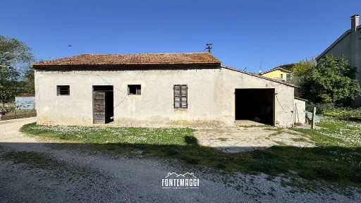 Casa colonica, da ristrutturare, 150 m², Sant'Orso, Fano