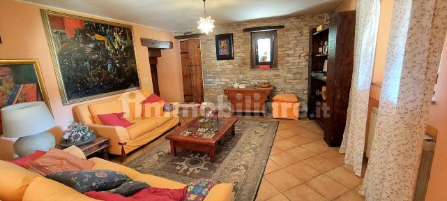Casale, ottimo stato, 450 m², San Donato, Urbino