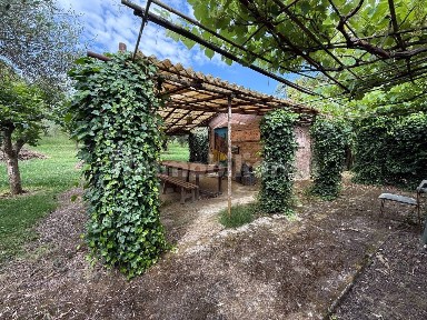 Rustico Strada di Roncosambaccio, Trebbiantico, Pesaro