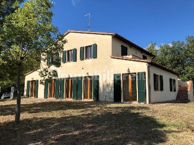 Casale, da ristrutturare, 300 m², Cagli