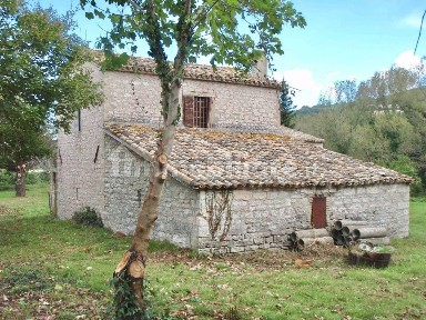 Rustico 324 m², Fossombrone