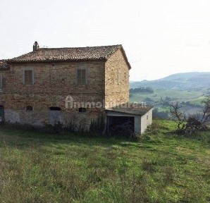 Isola del Piano, Strada Del Piano