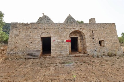 Monopoli, C.da S. Oronzo, 5
