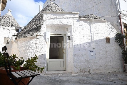 Alberobello, Via Giovanni Bovio