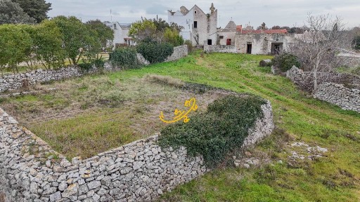 Rustico Contrada Raschizzo, Noci