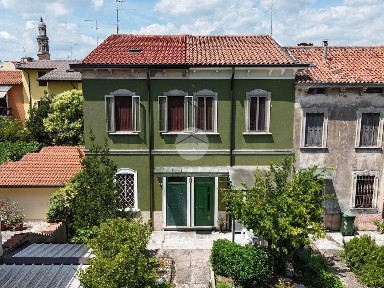 Villa bifamiliare via Palestro 23, San Michele Extra, Verona