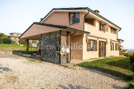 Villa unifamiliare via San Pietro 17, Strà Montanara Pieve, Colognola Ai Colli