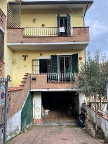 Villa a schiera via Giacomo Matteotti, Centro, Sinalunga