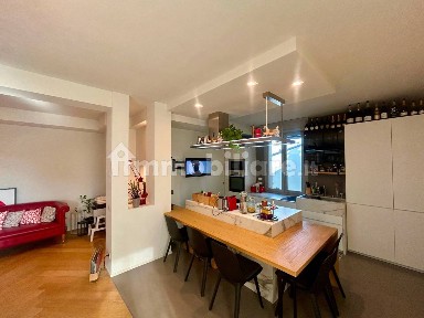 Attico ottimo stato, 220 m², Centro, Correggio