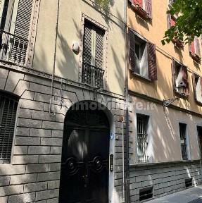Mansarda buono stato, 45 m², Centro Storico, Reggio Emilia