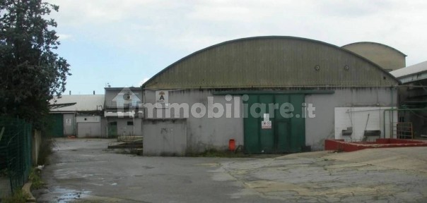 Magazzino all'asta via Nazionale lato Nord, Rosarno