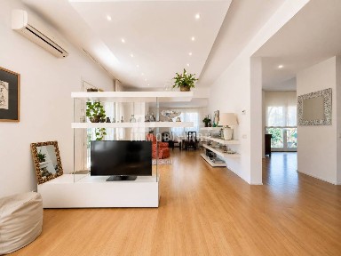 Appartamento in villa, ottimo stato, 207 m², Paese, Riccione