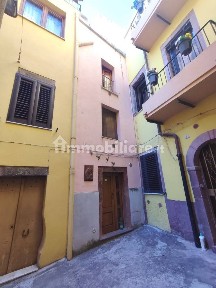 Terratetto unifamiliare Vico Senza Passo, Centro, Bosa