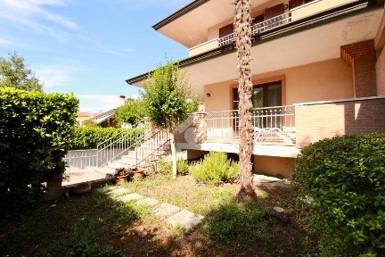 Villa bifamiliare via Villafranca 11, Casabianca, Lignano Sabbiadoro