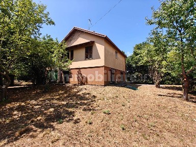 Tarcento, Via Giovanni Pascoli, 5
