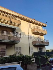 Trilocale via Don Lorenzo Milani 10, Centro, Teramo