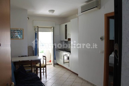Bilocale via Brenta, Lungomare Marconi, Alba Adriatica