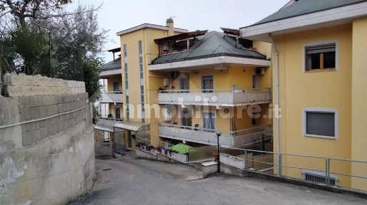 Appartamento via Don Primo Mazzolari, Centro, Teramo