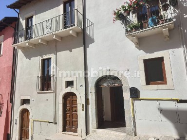 Trilocale Costa Masciarelli 41, Villa Comunale, L'Aquila