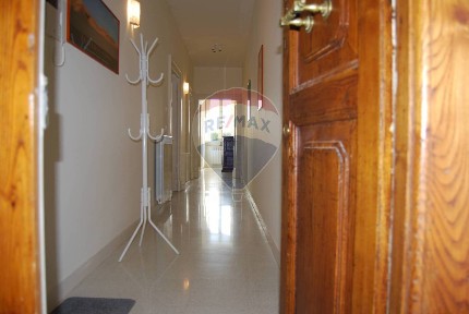 Quadrilocale buono stato, piano terra, Villa Comunale, L'Aquila