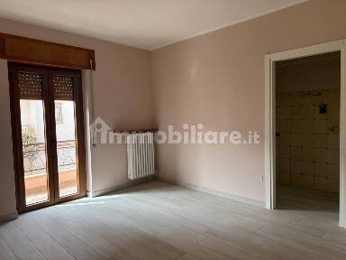 Trilocale via Ruggero Grieco 27, Centro, Avezzano