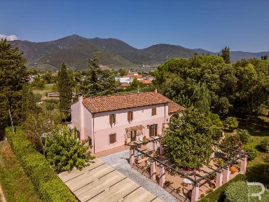 San Giuliano Terme, Via Giacomo Puccini