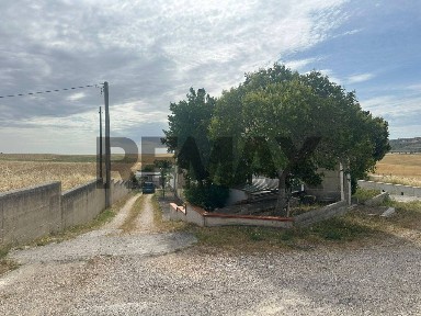 Villa a schiera 5 locali, buono stato, Centro, Matera