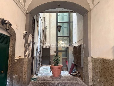 Attico largo Donnaregina, Tribunali, Napoli