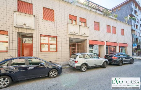 Gallarate, Centro, Via Alessandro Volta, 3