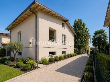 Villa unifamiliare via Claudio Treves, Ponte Taro, Fontevivo