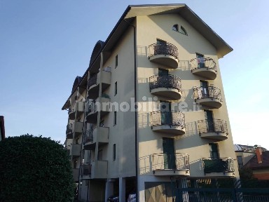Gallarate, Arnate, Via Torino, 77