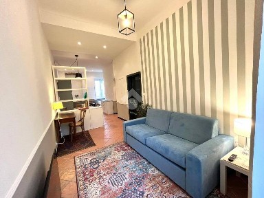 Trilocale via San Vincenzo 30, San Vincenzo, Genova
