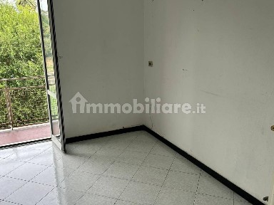 Bilocale via Santa Maria del Priano, Sestri Ponente, Genova