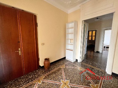 Appartamento via Merano 3A, Sestri Ponente, Genova