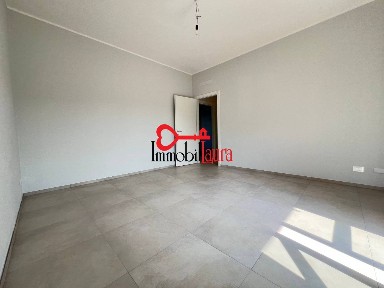Trilocale ottimo stato, primo piano, Centro, Arcisate