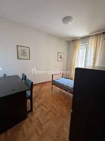 Trilocale via Cavour, Centro, Varese
