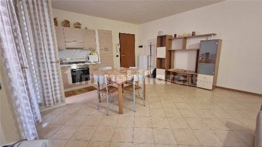 Bilocale ottimo stato, primo piano, Centro Storico, Parma
