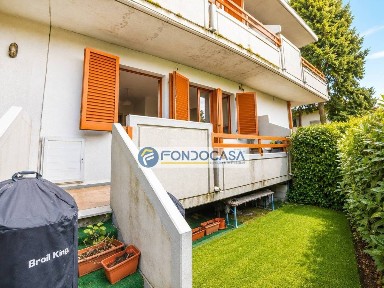Villa a schiera via magliano, Marina di Massa Centro, Massa