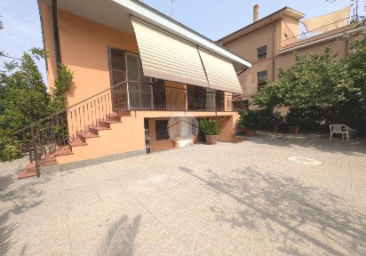 Ciampino, Via giovanni pascoli, 29